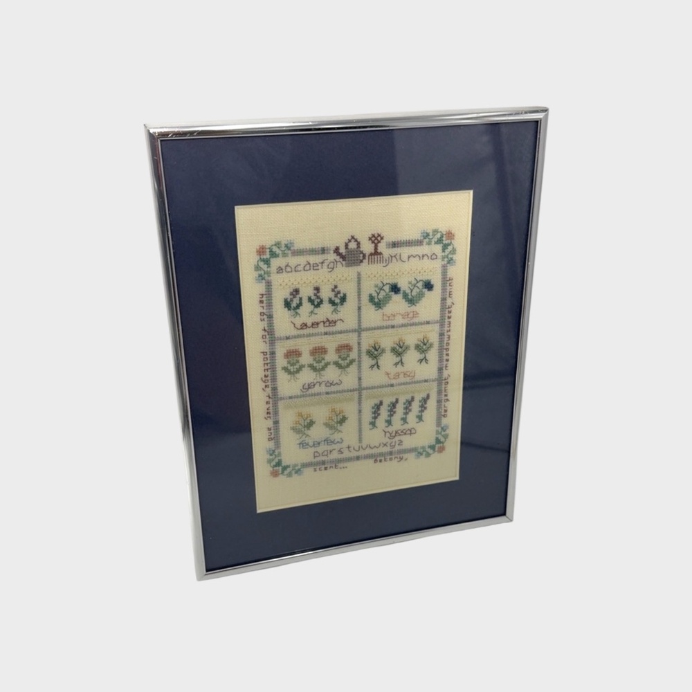Vintage Shepherd’s Bush Herb Garden Cross Stitch – Framed Sampler 10x8.25 - Picture 4 of 12